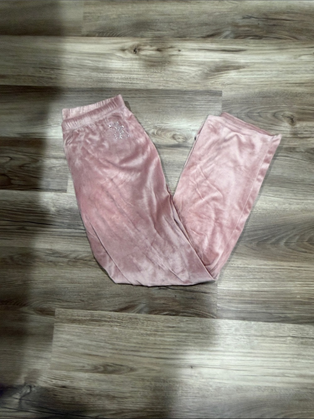 Juicy Couture Pink Velvet 3-Piece Pajama Set - Picture 9 of 11